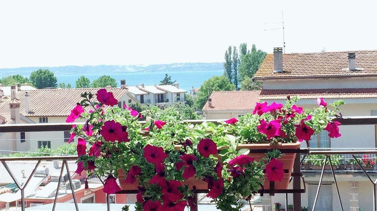 Pepe Apartment -Lago Di Bracciano Trevignano Romano Exterior foto